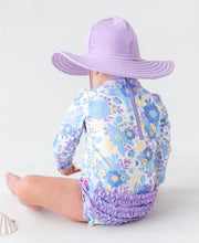Cargar imagen en el visor de la galería, Pristine Blooms Long Sleeve One Piece Rash Guard