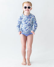 Cargar imagen en el visor de la galería, Ocean Camo Long Sleeve Zipper Rash Guard