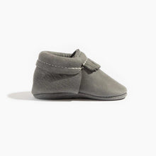 Cargar imagen en el visor de la galería, Blue Spruce Mini Sole City Mocc