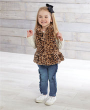 Cargar imagen en el visor de la galería, Leopard Fur Vests
