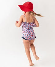 Cargar imagen en el visor de la galería, True Red Swim Hat
